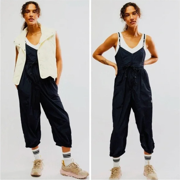Free People Movement Down To Earth Onesie Jumpsuit in Black Size S NWOT - Picture 4 of 5